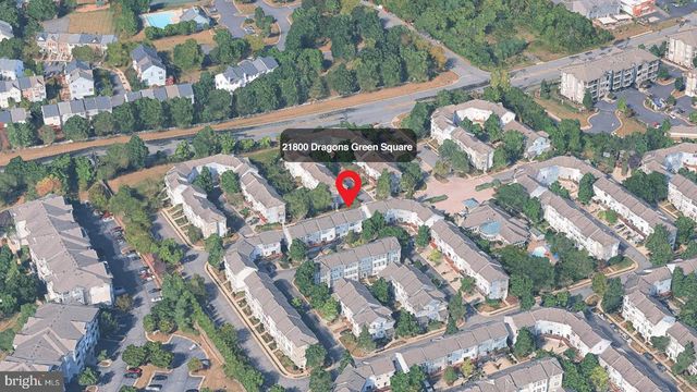 21800 DRAGONS GREEN SQ, Ashburn, VA 20147