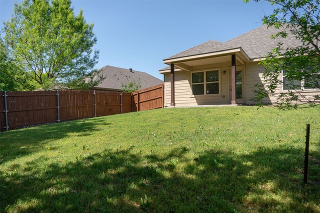 2104 Eppright Drive, Little Elm, TX 75068