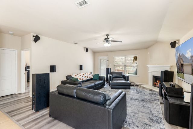 2104 Eppright Drive, Little Elm, TX 75068