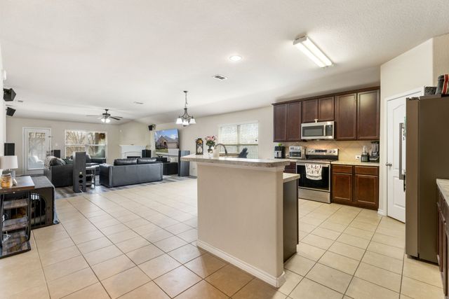 2104 Eppright Drive, Little Elm, TX 75068