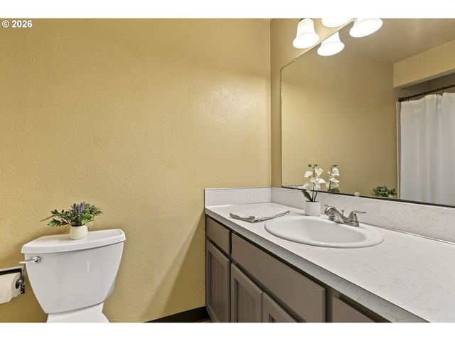 9902 Ne 14TH St, Vancouver, WA 98664