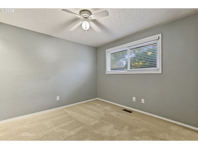 9902 Ne 14TH St, Vancouver, WA 98664