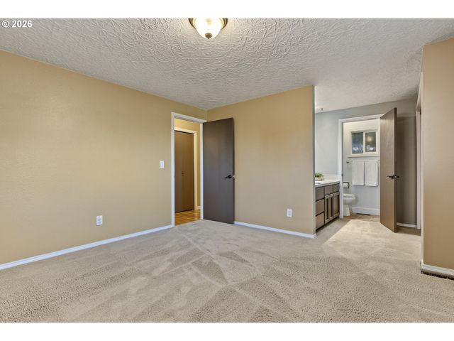 9902 Ne 14TH St, Vancouver, WA 98664