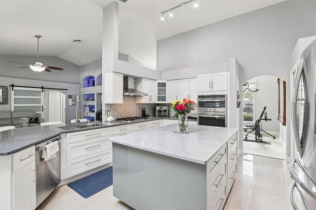 120 RACHEL LIN LANE, St Cloud, FL 34771