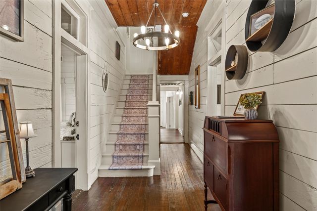1028 N 4th Street, Waco, TX 76707