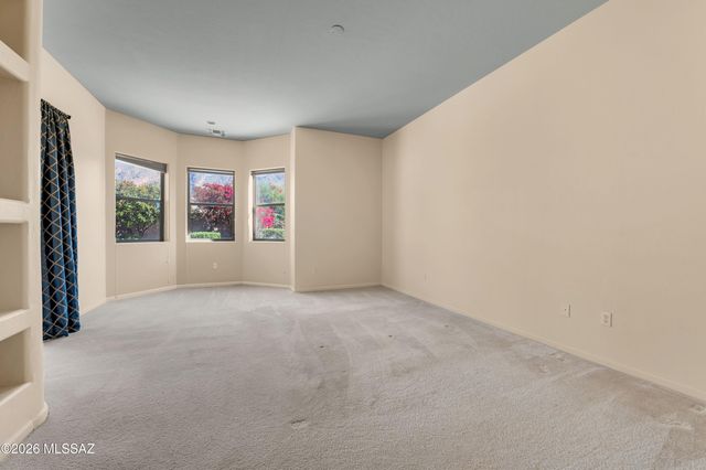 6093 N Placita Pajaro N, Tucson, AZ 85718