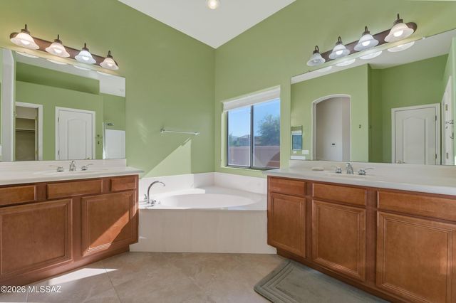 6093 N Placita Pajaro N, Tucson, AZ 85718