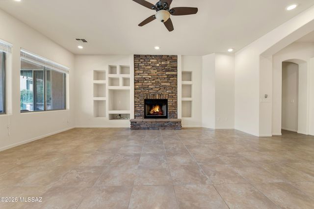 6093 N Placita Pajaro N, Tucson, AZ 85718