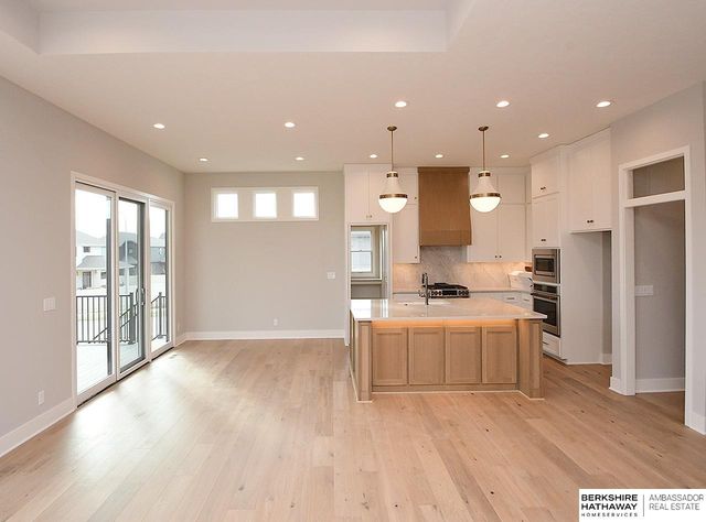 4315 S 219th Street, Elkhorn, NE 68022