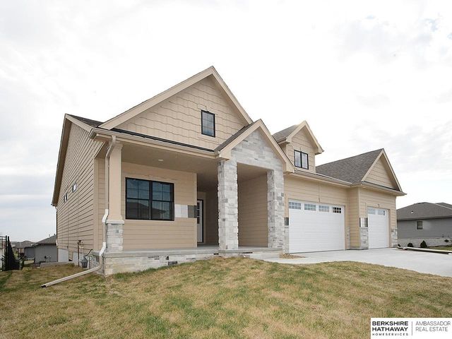 4315 S 219th Street, Elkhorn, NE 68022