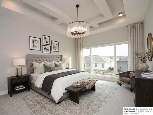 4315 S 219th Street, Elkhorn, NE 68022