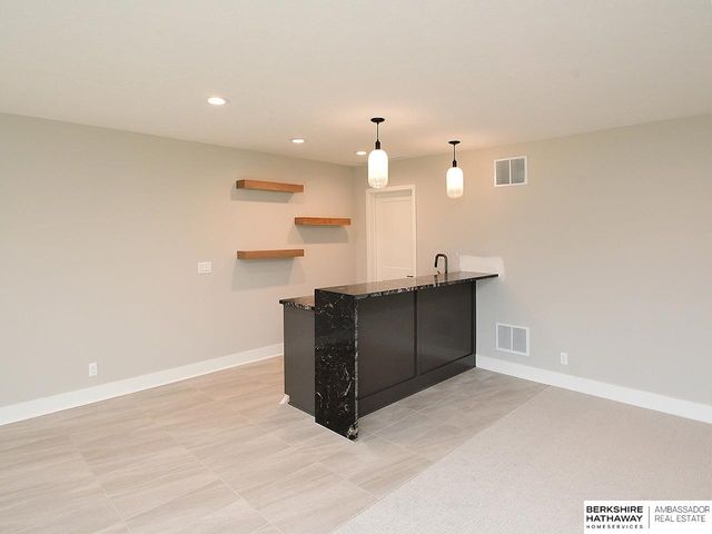 4315 S 219th Street, Elkhorn, NE 68022