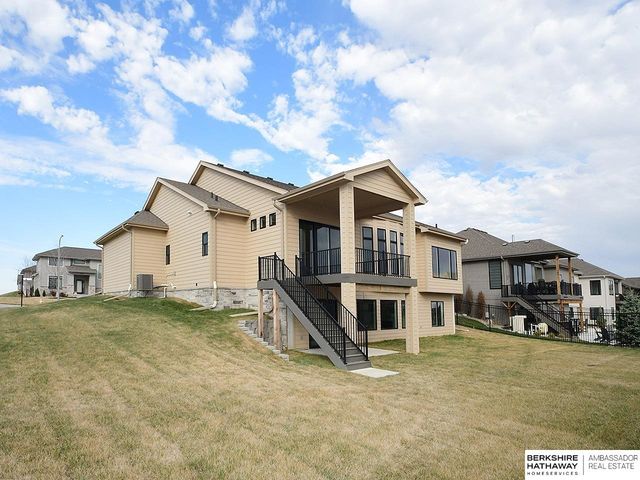 4315 S 219th Street, Elkhorn, NE 68022