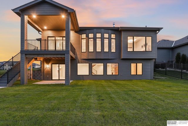 4315 S 219th Street, Elkhorn, NE 68022