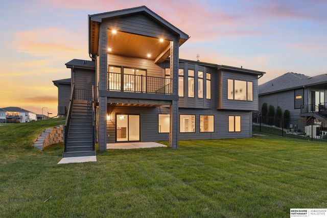 4315 S 219th Street, Elkhorn, NE 68022