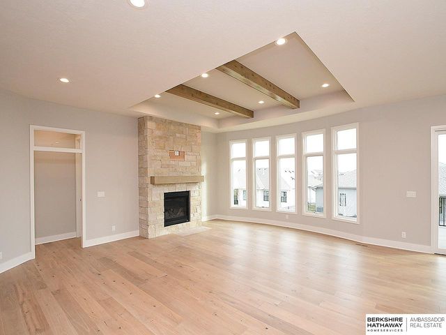 4315 S 219th Street, Elkhorn, NE 68022