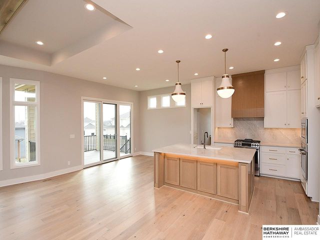 4315 S 219th Street, Elkhorn, NE 68022