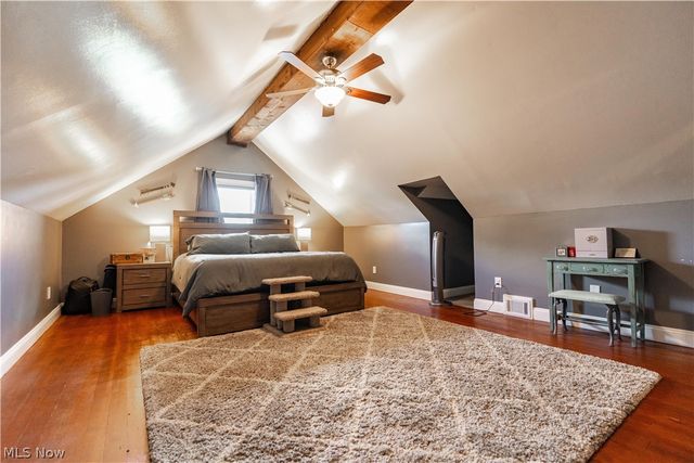 5615 Clover Street, Louisville, OH 44641