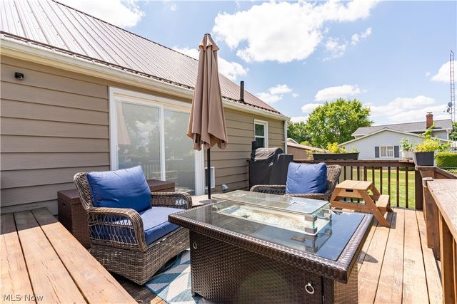 5615 Clover Street, Louisville, OH 44641