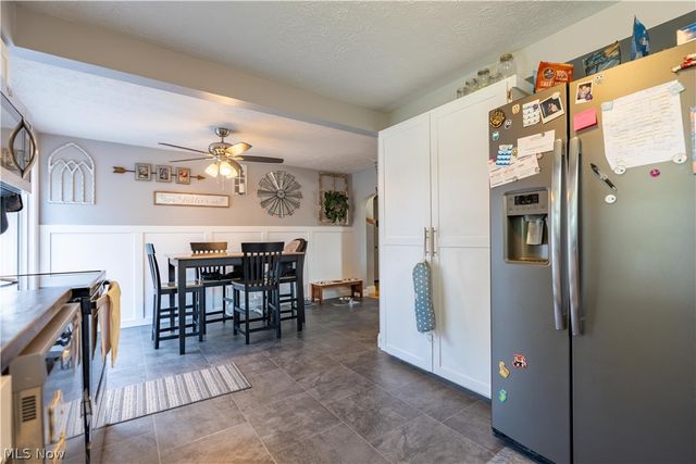 5615 Clover Street, Louisville, OH 44641