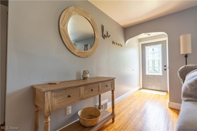 5615 Clover Street, Louisville, OH 44641