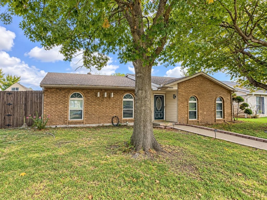 2022 Montana Trail, Grand Prairie, TX 75052 — photo 2