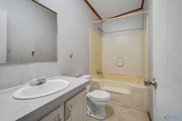 2308 Charity Lane NW, Hazel Green, AL 35750