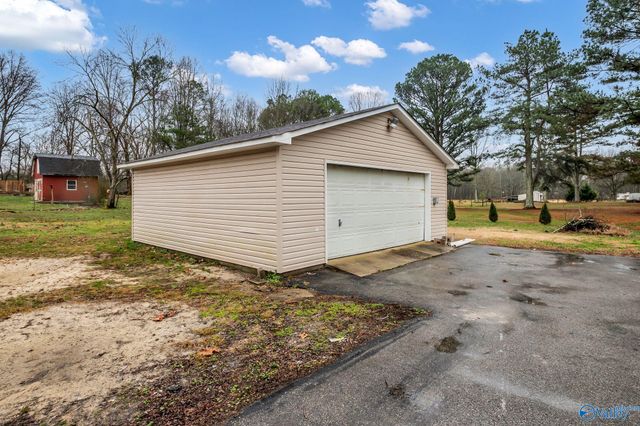 2308 Charity Lane NW, Hazel Green, AL 35750