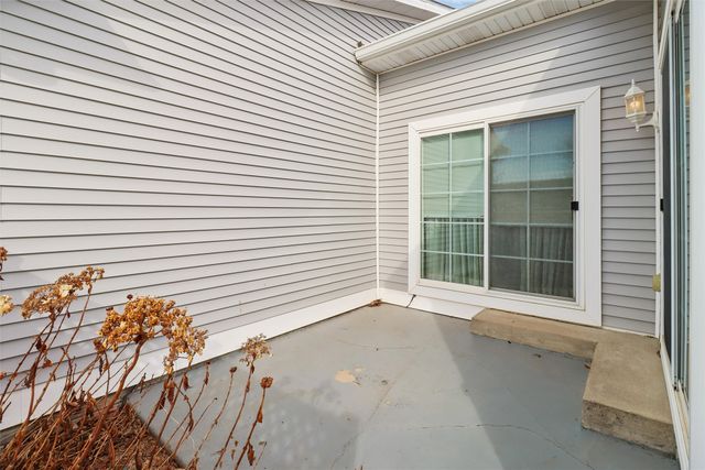 7422 SE 23rd Street 6, Des Moines, IA 50320