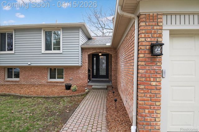 45459 Brunswick Drive, Canton Charter Township, MI 48187