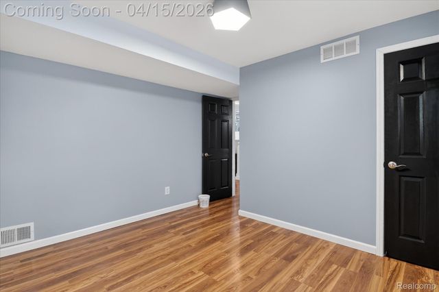 45459 Brunswick Drive, Canton Charter Township, MI 48187