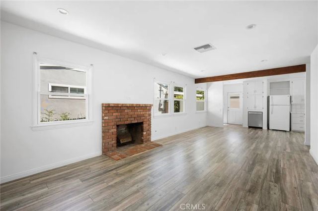 6438 Densmore, Van Nuys, CA 91406