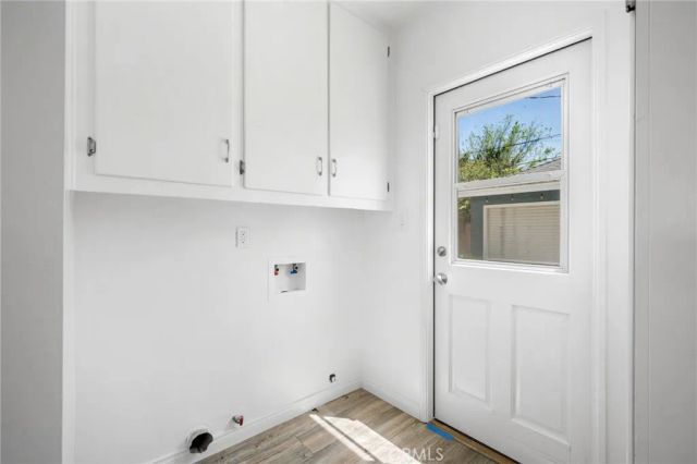 6438 Densmore, Van Nuys, CA 91406