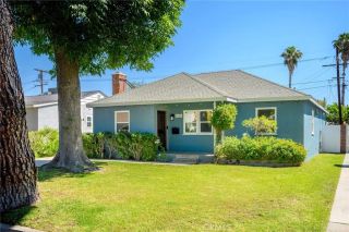 6438 Densmore, Van Nuys, CA 91406