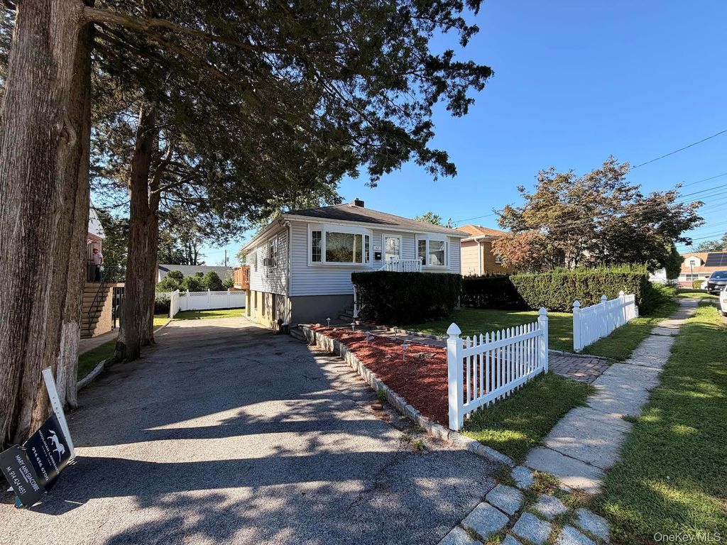 12 June Street, Yonkers, NY 10710 — photo 2
