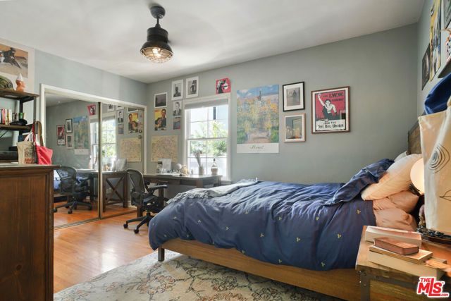 4648 Columbus Avenue, Sherman Oaks, CA 91403