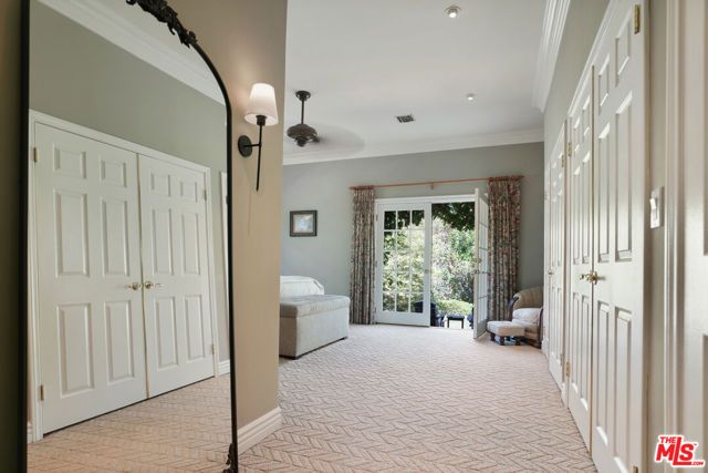4648 Columbus Avenue, Sherman Oaks, CA 91403