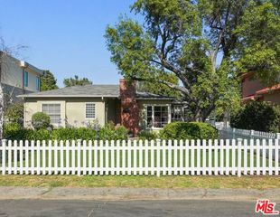 4648 Columbus Avenue, Sherman Oaks, CA 91403