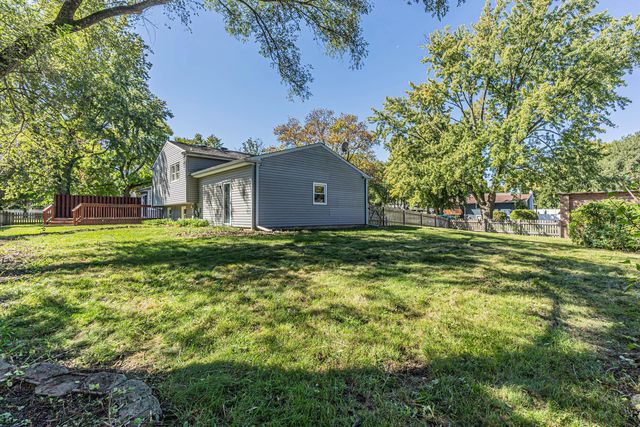 4 Tamarack Avenue, Naperville, IL 60540