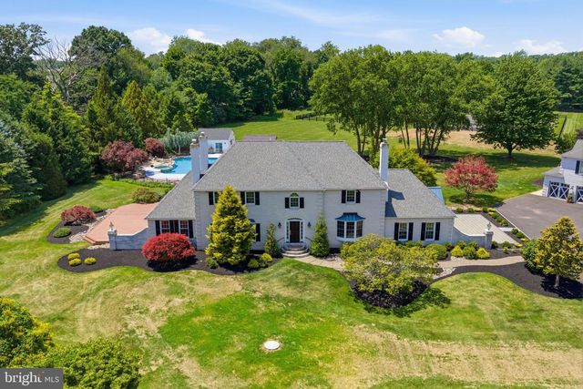 40 BEVERLY HILLS DR, Ivyland, PA 18974