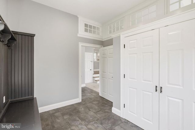 40 BEVERLY HILLS DR, Ivyland, PA 18974