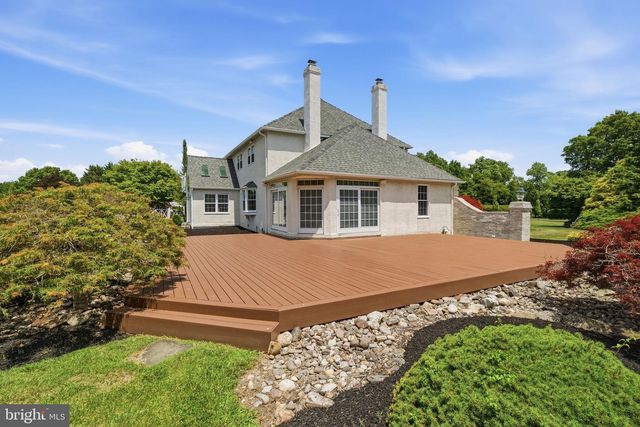 40 BEVERLY HILLS DR, Ivyland, PA 18974