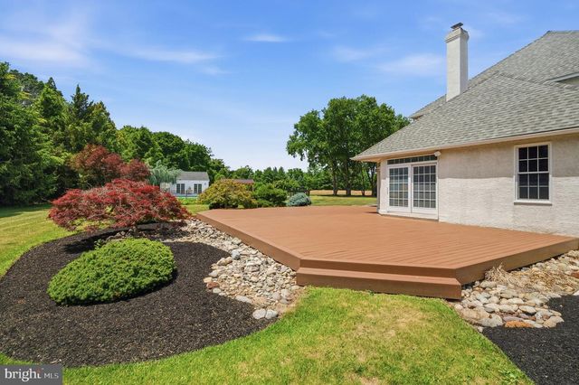 40 BEVERLY HILLS DR, Ivyland, PA 18974