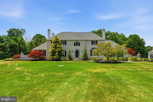 40 BEVERLY HILLS DR, Ivyland, PA 18974