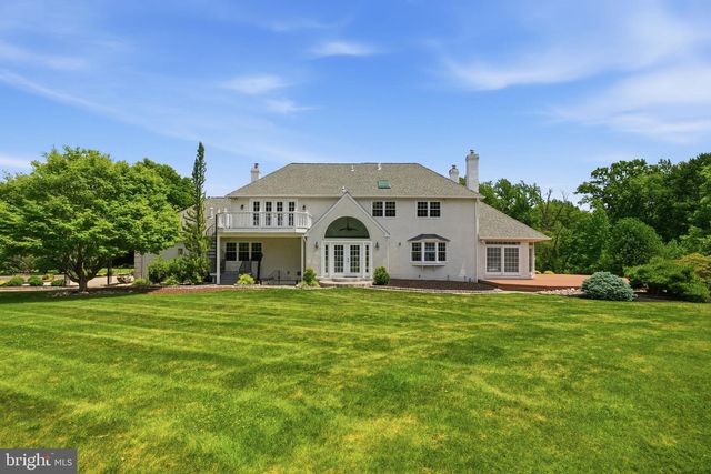 40 BEVERLY HILLS DR, Ivyland, PA 18974