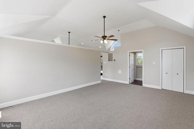 40 BEVERLY HILLS DR, Ivyland, PA 18974