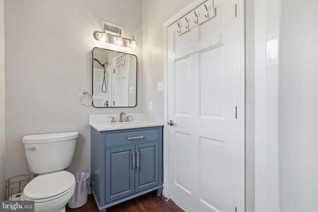 40 BEVERLY HILLS DR, Ivyland, PA 18974