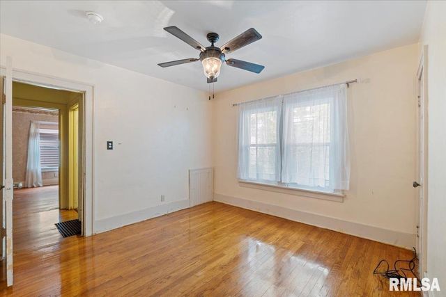 2416 30TH Street, Rock Island, IL 61201