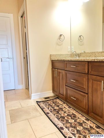 7361 Rachel Road, Lincoln, NE 68516