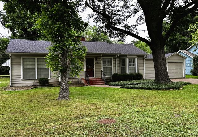305 Grace Lane, Terrell, TX 75160
